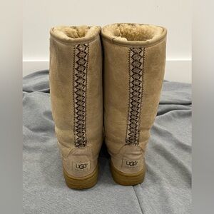 GUC ugg ultra tall braided boots in sand/tan sz 5 fits like sz 6